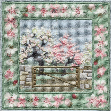  Spring Orchard Набор для вышивания Derwentwater Designs  IM301