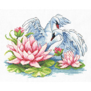 Лебеди Набор для вышивания Многоцветница