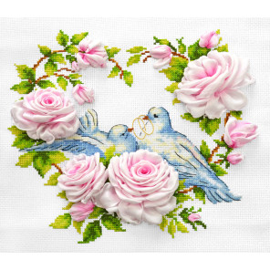  Любовь и голуби Набор для вышивания счетным крестом и лентами Многоцветница МЛН-09