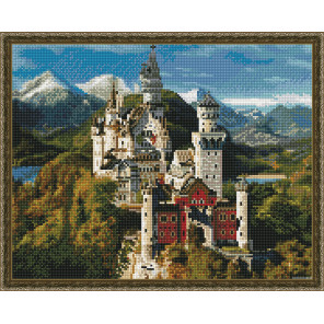Пример выложенной мозаики Замок в Нойшванштайн Алмазная мозаика вышивка на подрамнике Molly KM0863