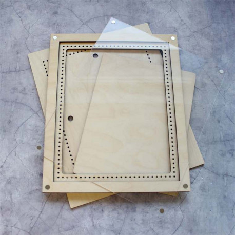  Малая с крышкой Рамка деревянная для вышивки ОР-214