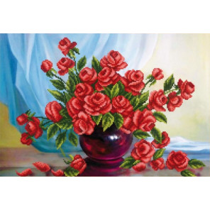 Алые розы Ткань с рисунком для вышивки бисером Магия канвы КС-070