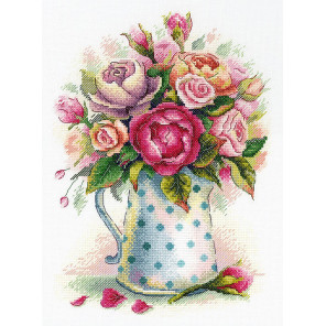  Букетик милых роз Набор для вышивания МП Студия А-052