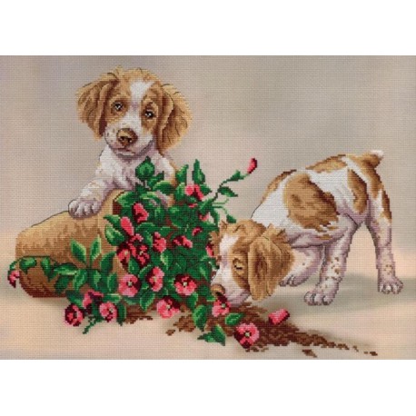 Собачки с цветочным горшком диз.канва+мулине Набор для вышивания МП Студия