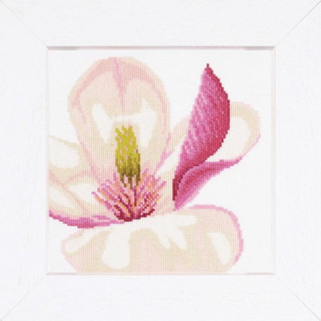  Magnolia Flower Набор для вышивания LanArte PN-0008163