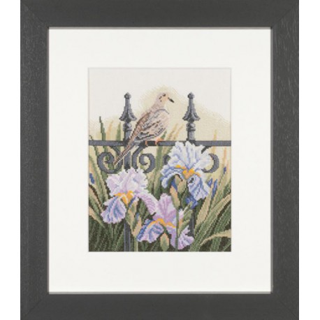  Backyard Beauties-Mourning Dove Набор для вышивания LanArte PN-0008189