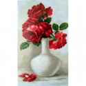 Красные розы в белой вазе Набор для вышивания Luca-S