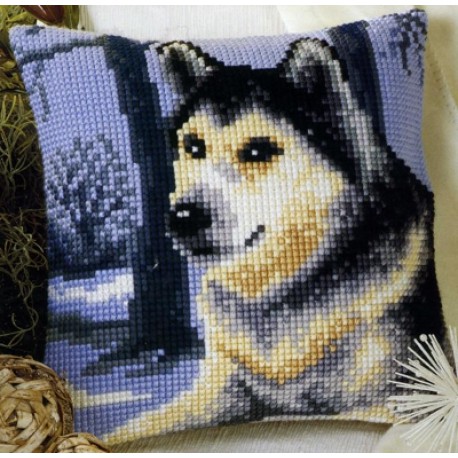 Волк в лесу Набор для вышивания подушки VERVACO